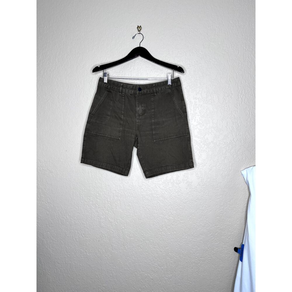 Fisher + Baker mens size 32 shorts olive green button fly cotton hiking, camping